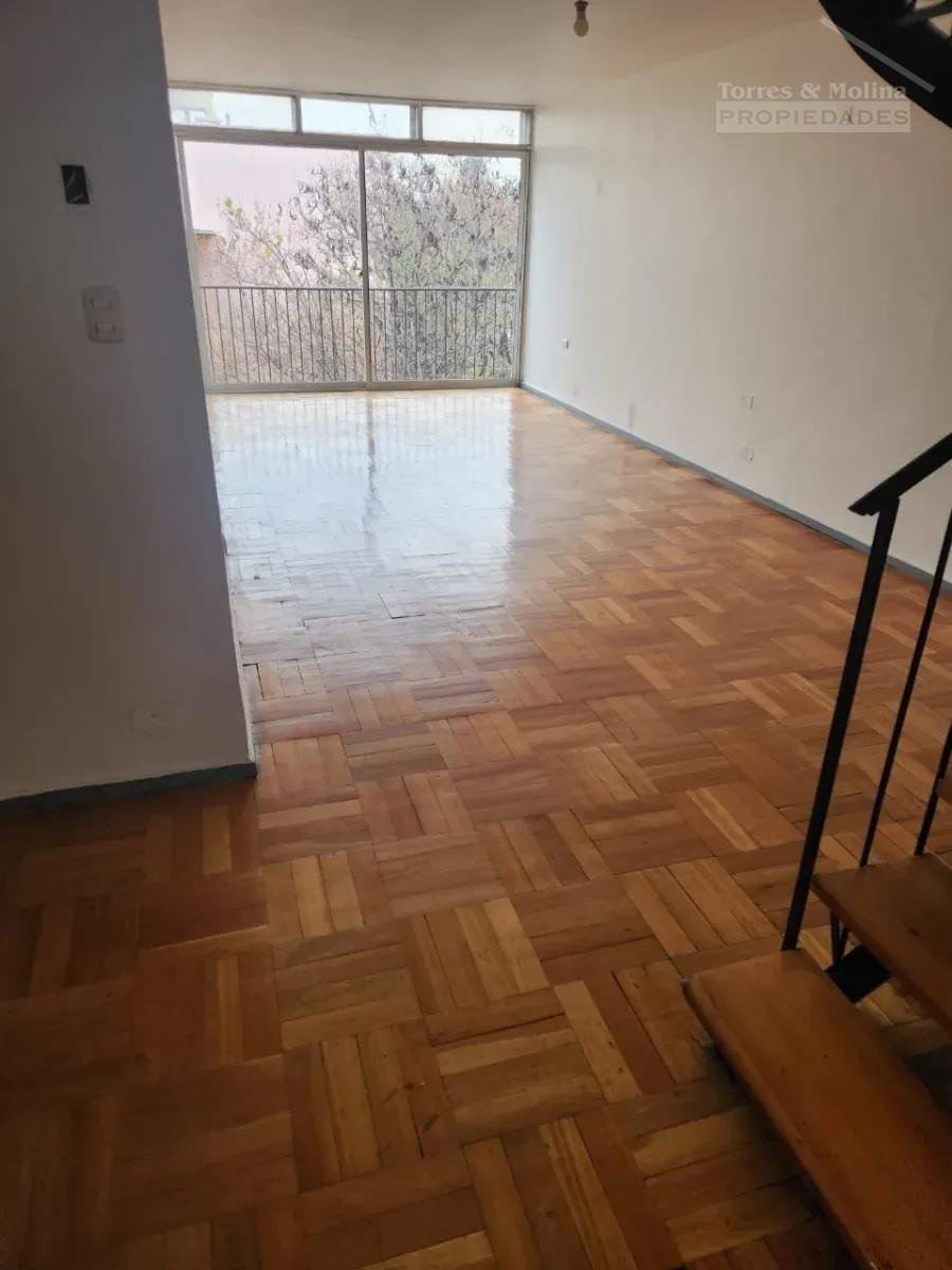 Amplio Departamento Duplex, A Pasos Metro Parque O´higgins