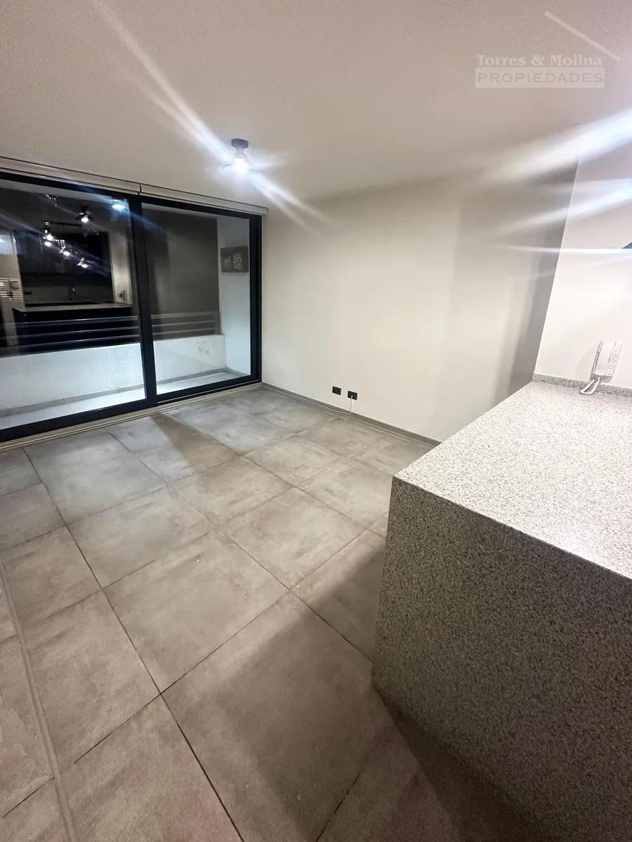 Excelente Ubicación, Acogedor Departamento, Estacionamiento