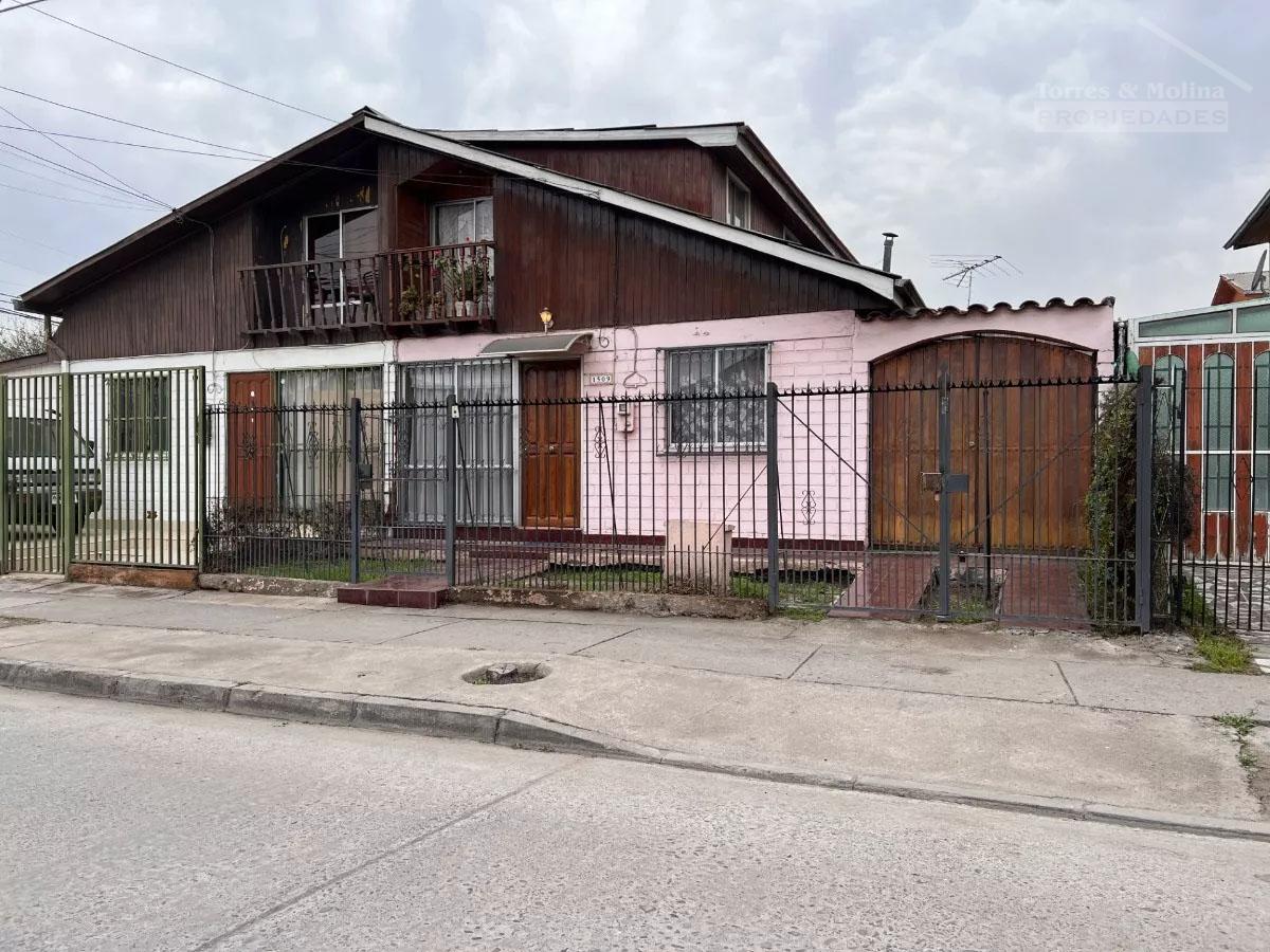 Amplia Casa Para Remodelar Con Buena Ubicación