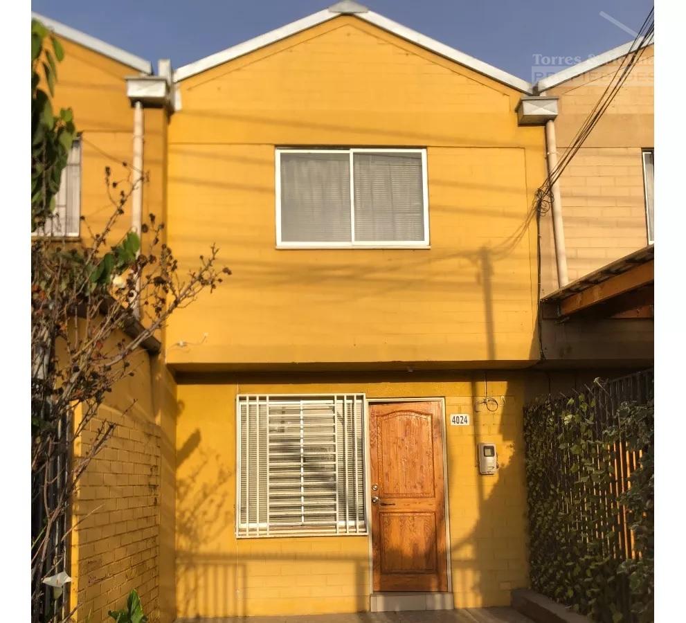 Casa Con Buen Terreno De Dos Dormitorios