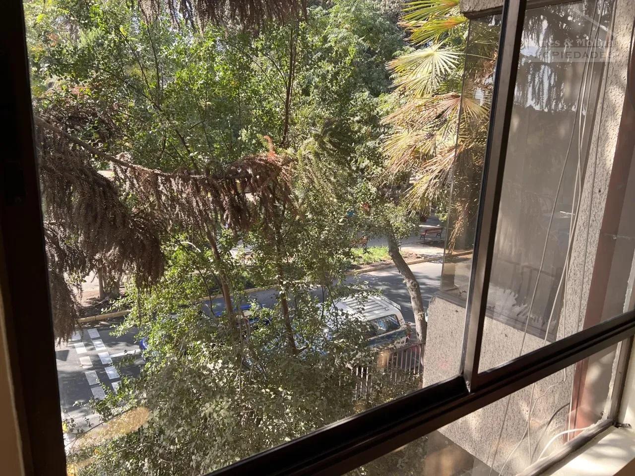 Acogedor Departamento De 2 Dormitorios, Con Estacionamiento