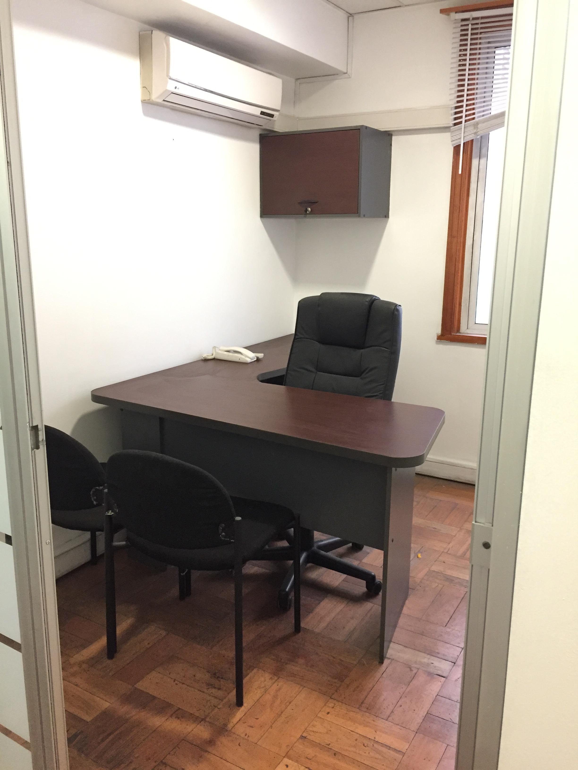 Oficinas Sotero Del Rio Con Catedral